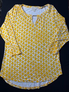 Michael Kors Yellow and White Patterned Long Sleeve Keyhole Top